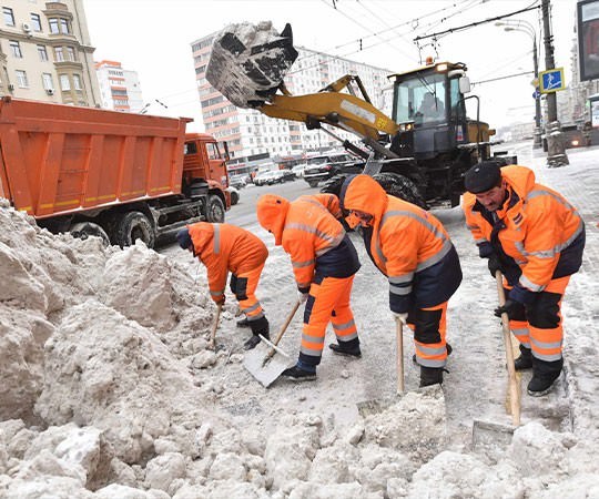 Уборка снега в Тихорецке и  Краснодарском крае